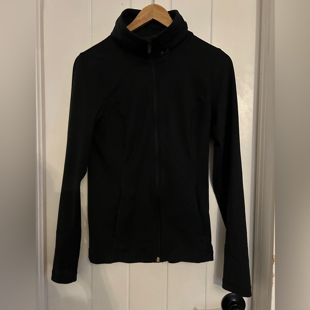 Women’s Under Armour Black Cool Gear Long Sleeve Shirt Sz S